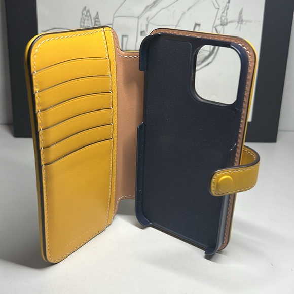 Tory Burch T Monogram Jacquard Yellow Folio For IPhone 12 Para o Max - Picture 3 of 16